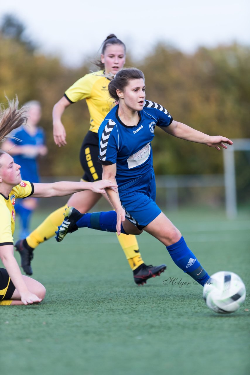 Bild 185 - F SSC Hagen Ahrensburg - SV Frisia 03 Risum-Lindholm : Ergebnis: 2:0